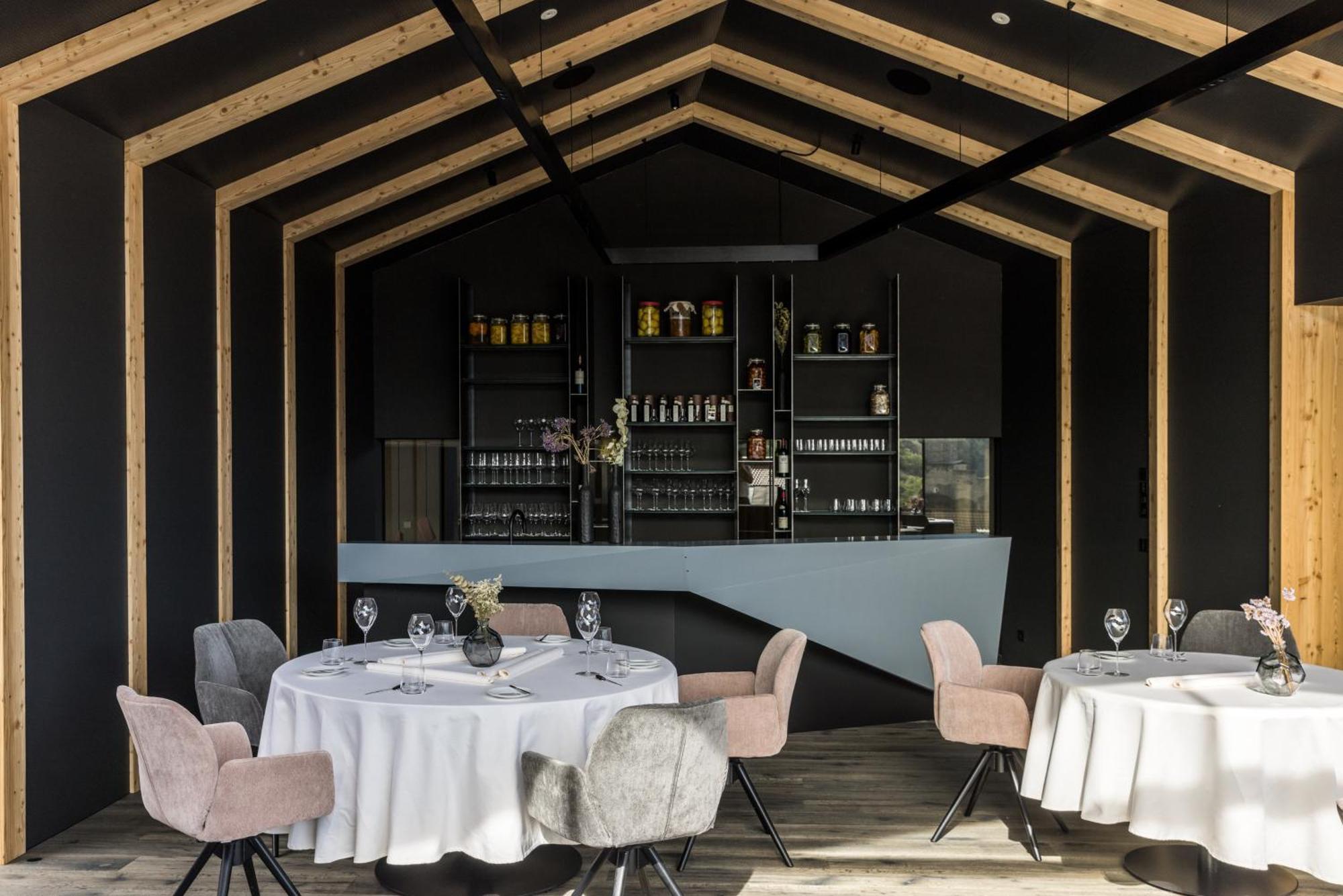 Hotel Weisses Kreuz Burgusio Luaran gambar