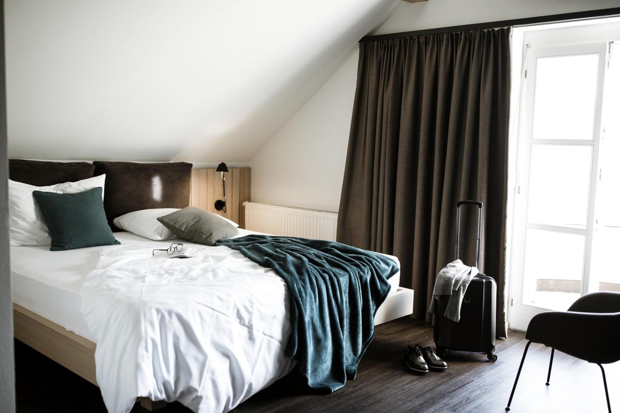 Hotel Weisses Kreuz Burgusio Luaran gambar