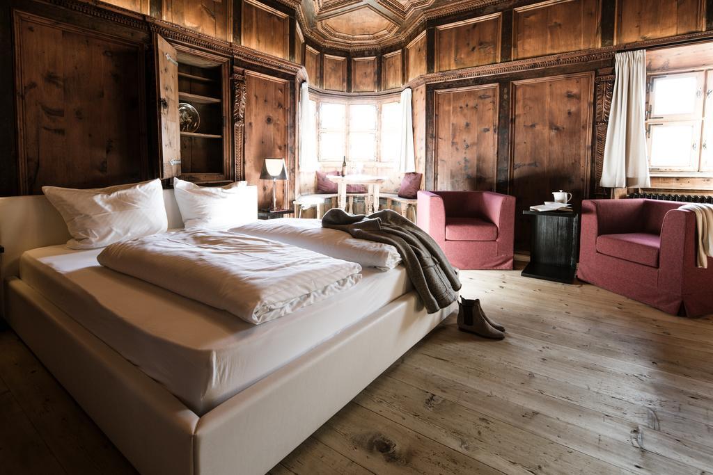 Hotel Weisses Kreuz Burgusio Luaran gambar